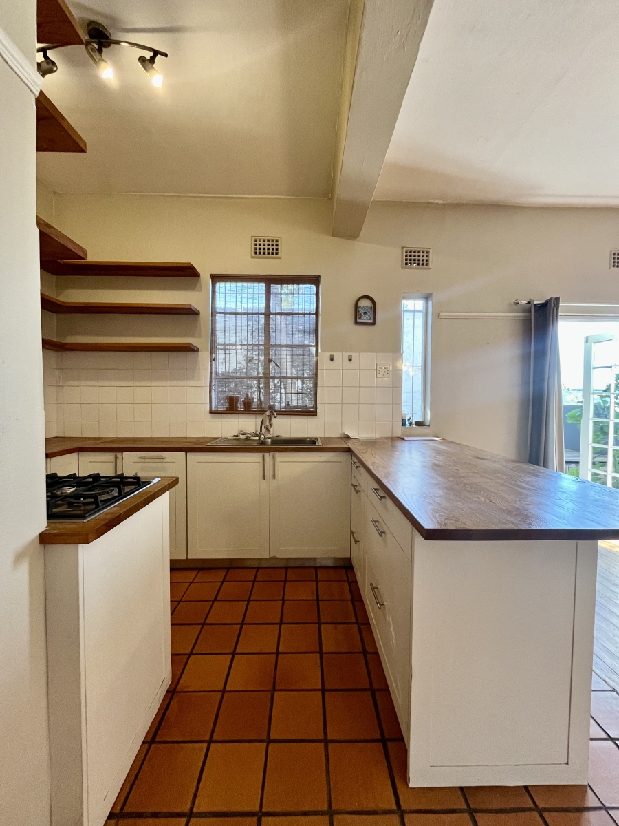 2 Bedroom Property for Sale in Gardens Western Cape